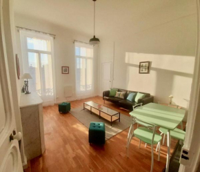 Spacieux et lumineux appartement vue mer Joliette